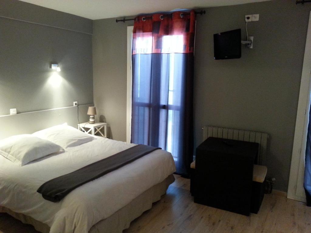 Hotel Du Lion D'Or Marmande Rom bilde