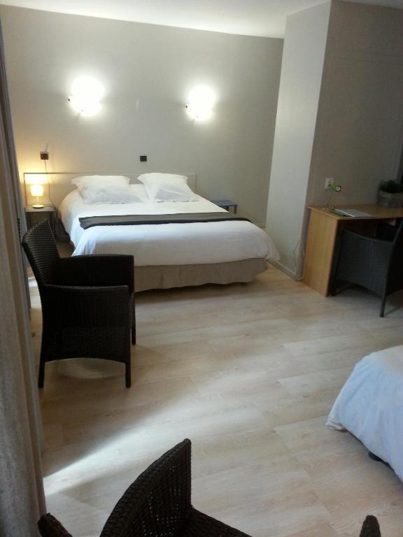 Hotel Du Lion D'Or Marmande Rom bilde