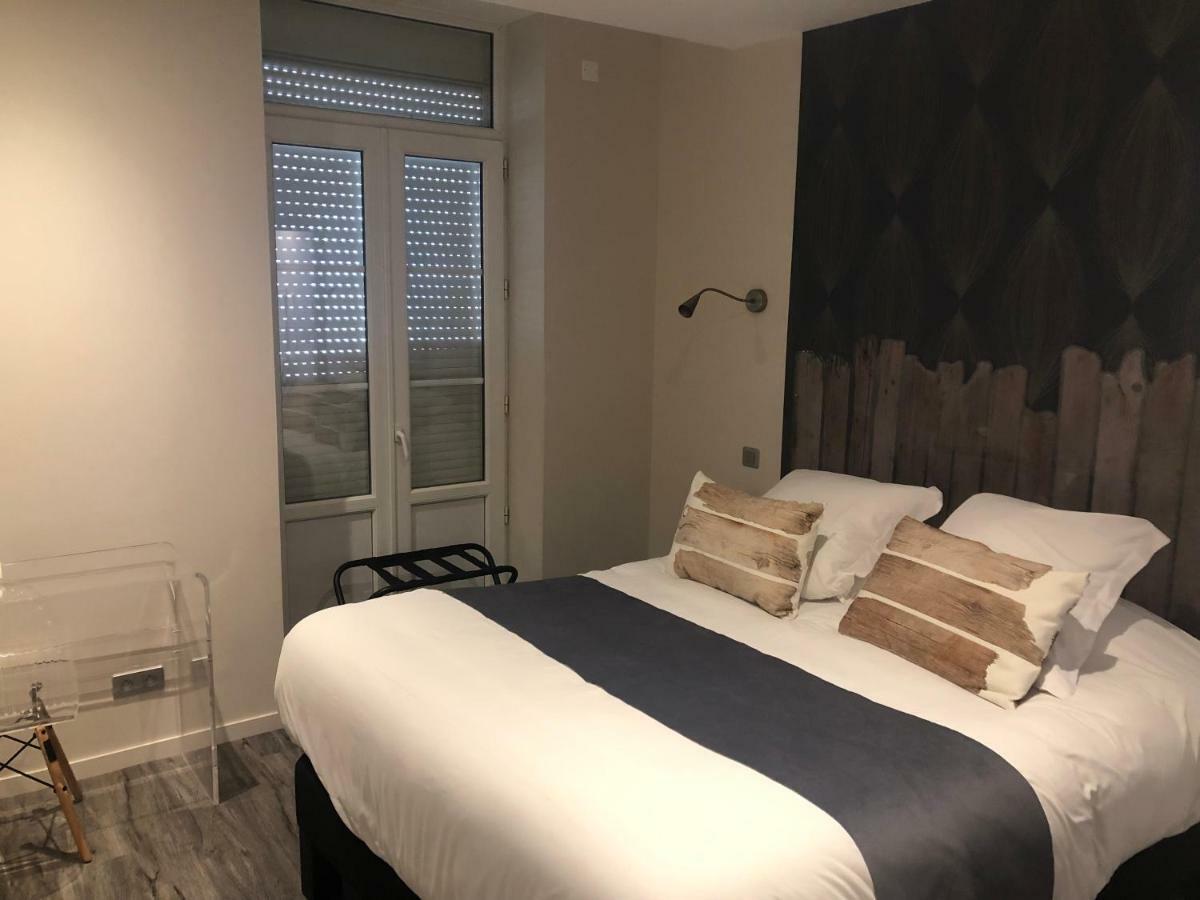 Hotel Du Lion D'Or Marmande Eksteriør bilde